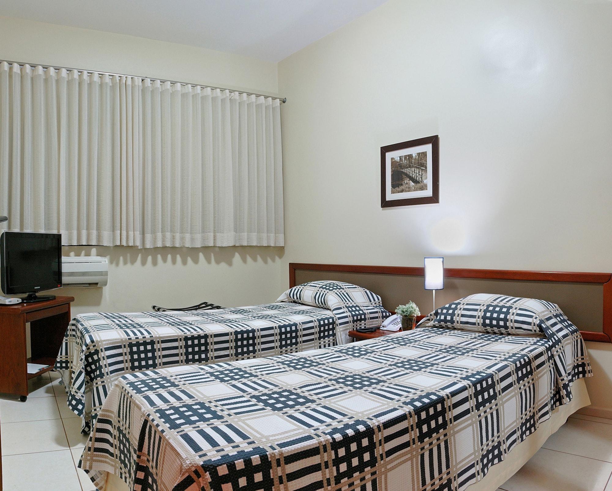 Flat Bassano Vaccarini 4* Ribeirão Preto